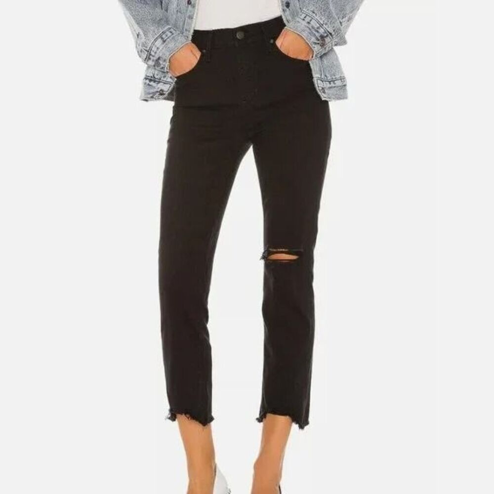 30 Levi's 724 High Rise 90s Distressed Straight Crop Raw Hem Black